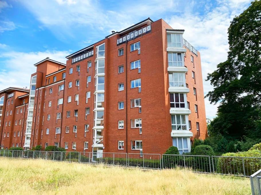 4 Zimmer Wohnung Mit 6 Betten Nahe Hamburg กลินเดอ ภายนอก รูปภาพ